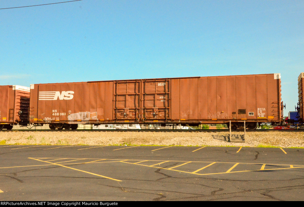 NS Box Car